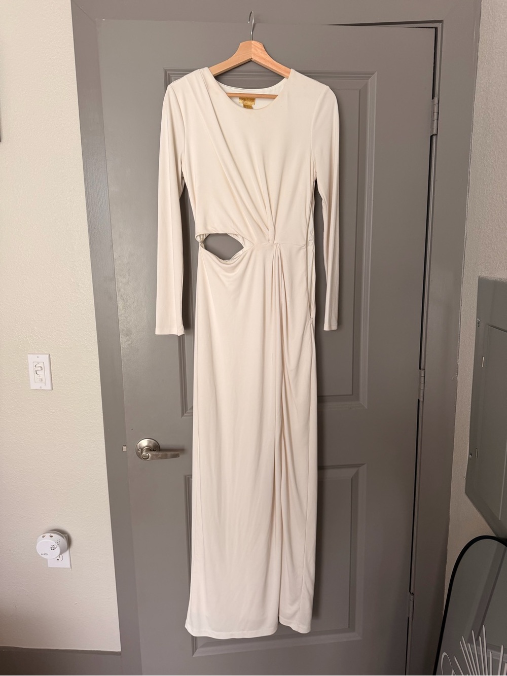 H&M Ivory Long Sleeve Cutout Maxi Dress Size 10